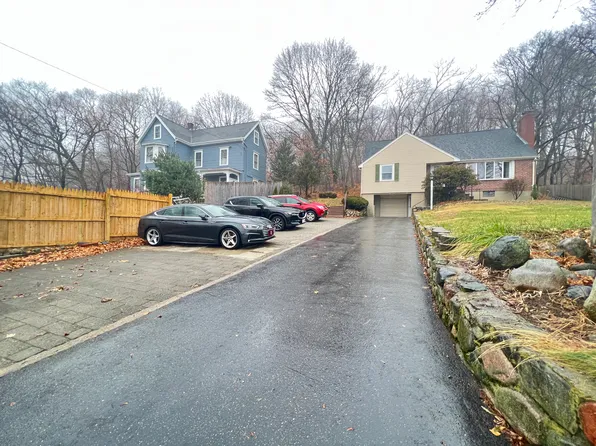366 Waverley Oaks Rd, Waltham, MA 02452