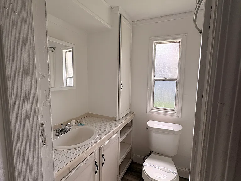 4395 Helen Ave #6 — Photo 11