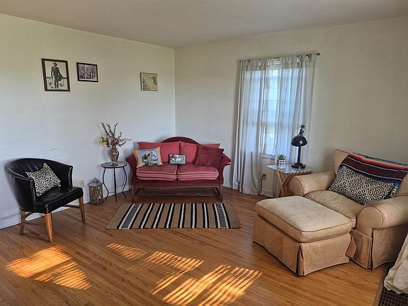 3rd image of 6725 N Main St