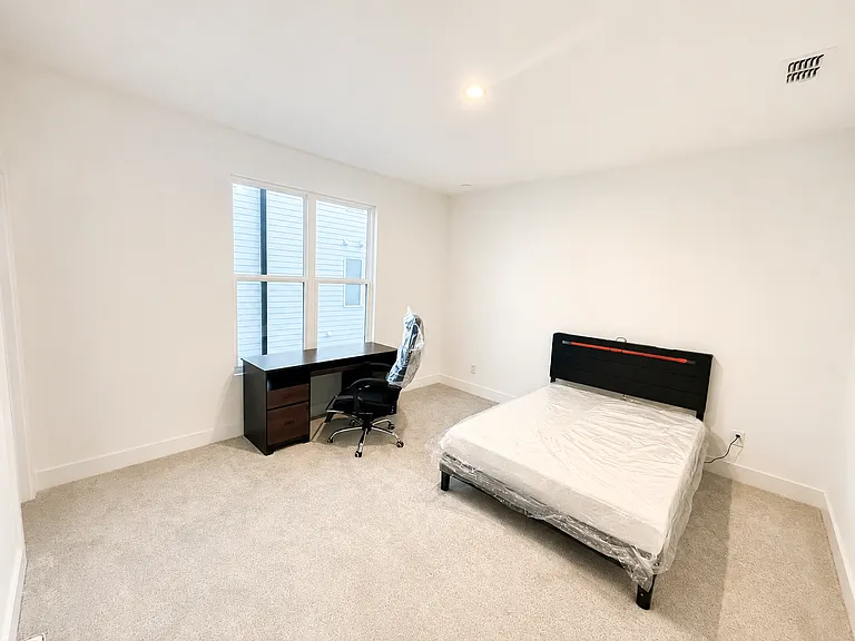 510 Motivation Cir NW — Photo 10