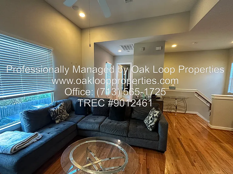 1132 Patterson St — Photo 4