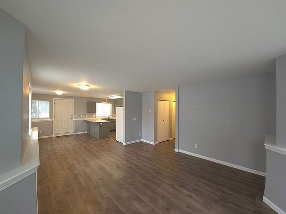 4th image of 840 N Siony Ln APT C
