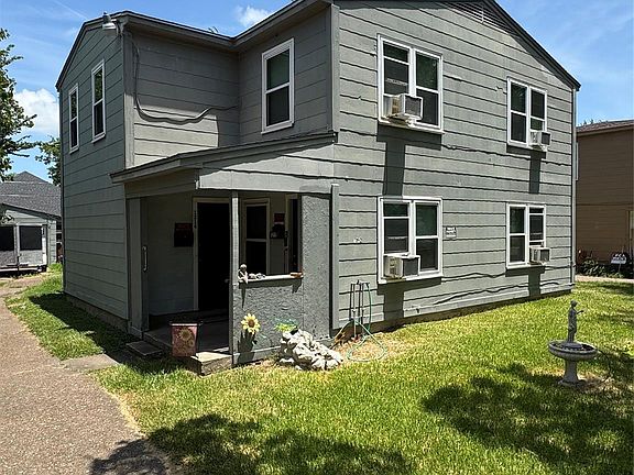 3rd image of 1212 4th Ave N