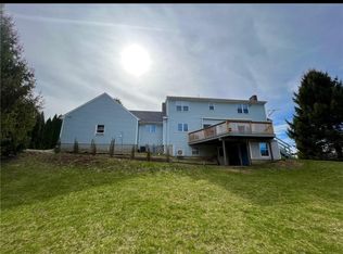 54 Angell Rd, Cumberland, RI 02864