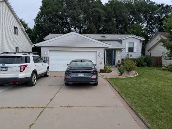 6400 45th Pl N, Crystal, MN 55428