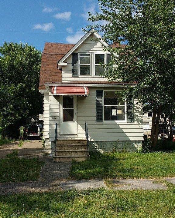 1st image of 2525 E 34th St