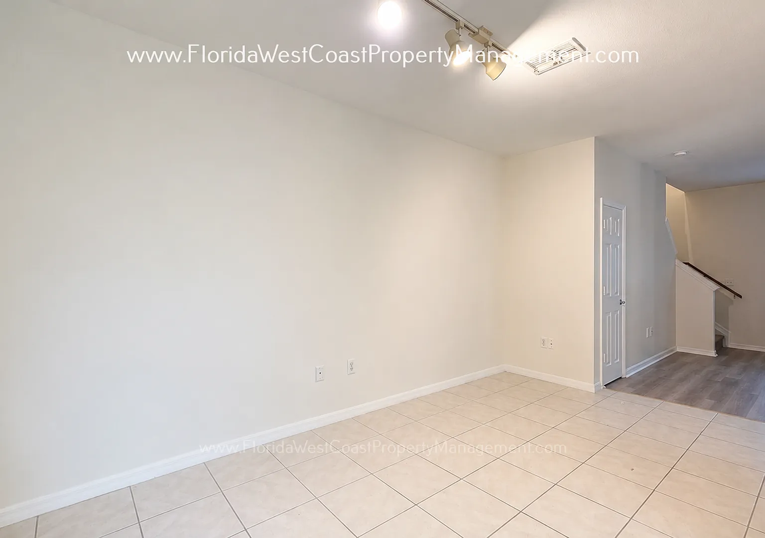 Carolina Landings! 2 Bedroom/2.5 Bath Condo! Super Location- University Parkway — Photo 3