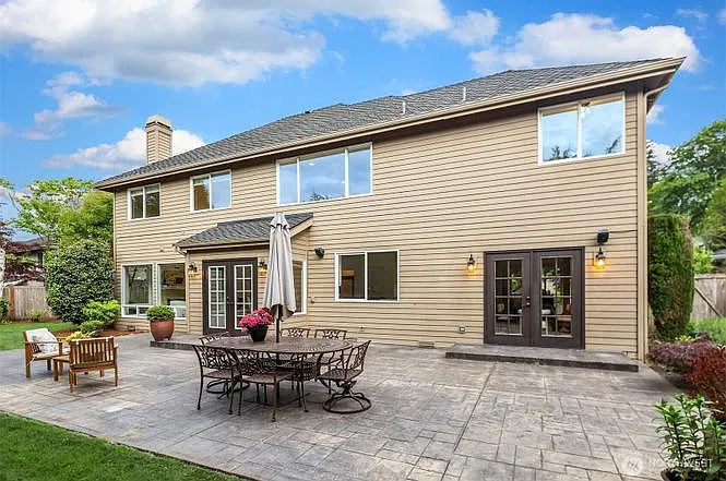 2215 271st Ct SE — Photo 28