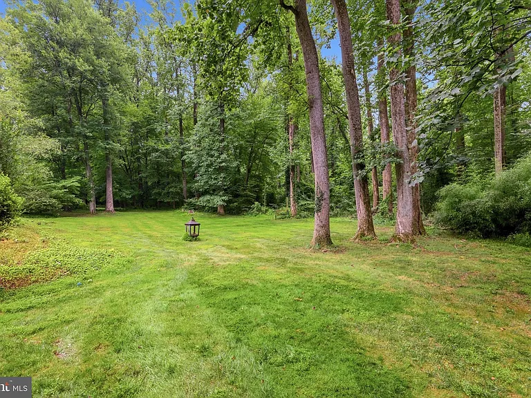 7715 Crossover Dr — Photo 81