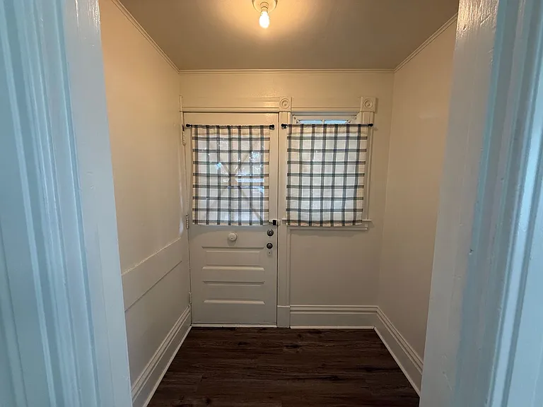 1725 North Howard — Photo 10