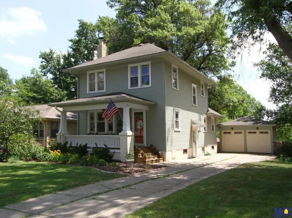 2710 S 35th St, Lincoln, NE 68506