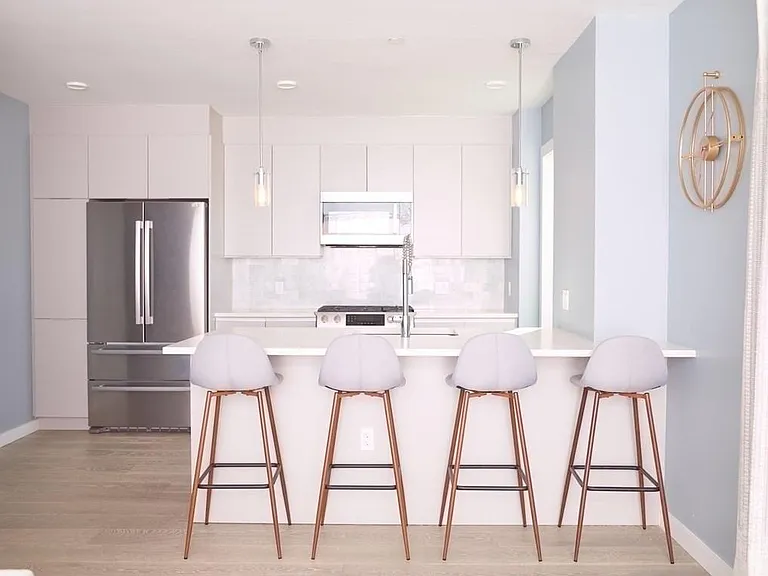 16 Boardman St #207 — Photo 2