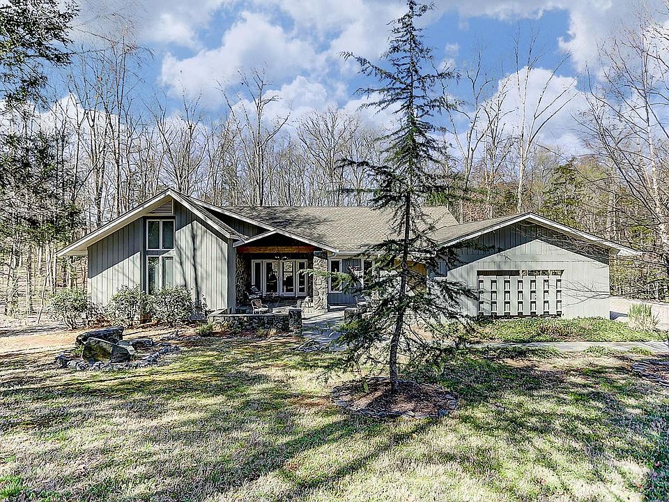 1st image of 2630 Lynbridge Dr