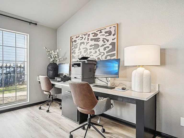 Convenient Business Center at Sandstone Apartments