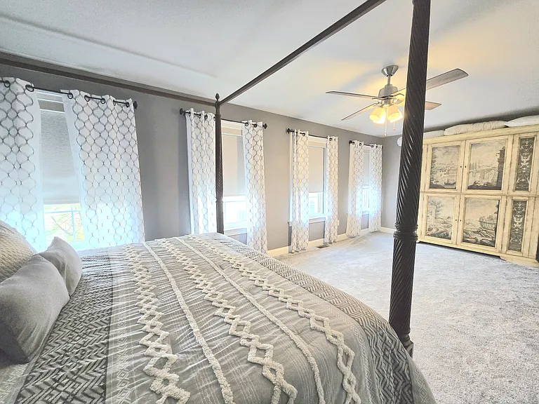 226 Valerie Ln — Photo 12