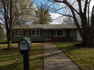 405 W 1st St, Bennett, IA 52721