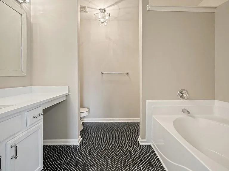 2045 Lakeshore Overlook Dr — Photo 28