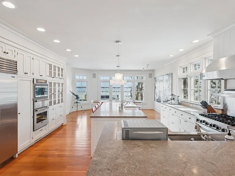 3581 Noyac Rd — Photo 10