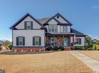 1005 Silver Thorne Dr, Loganville, GA 30052