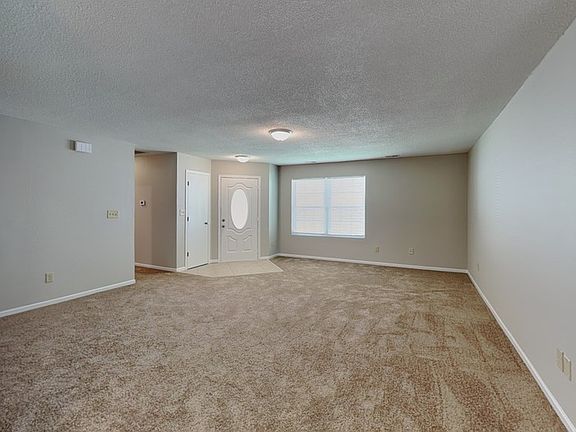5th image of 4440 Riverbrook Ln