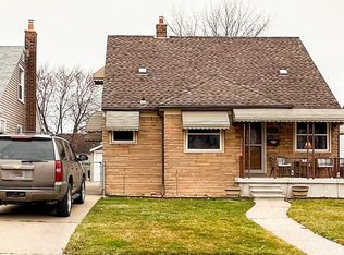1040 Saint Johns Blvd, Lincoln Park, MI 48146