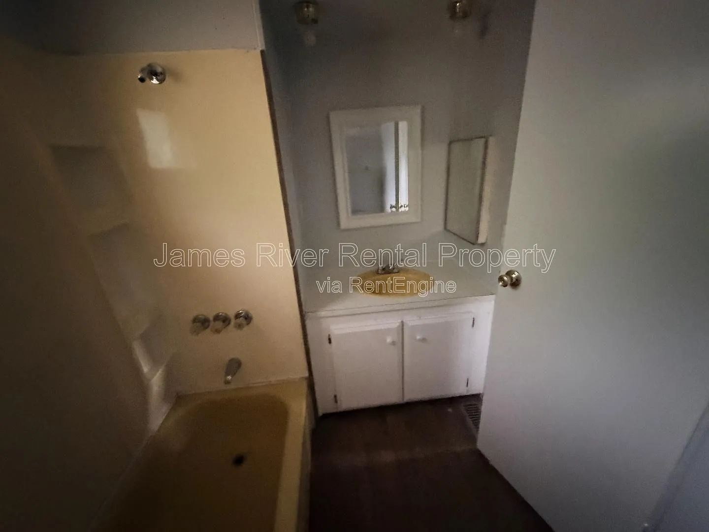 3 bed, 1.0 bath, 550 sqft, $795 — Photo 3