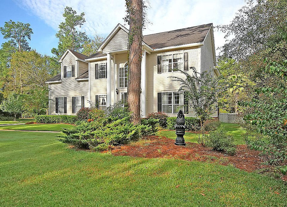 2nd image of 220 Scalybark Rd