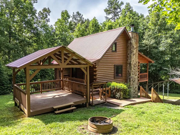 44 Red Wolf Trl, Blairsville, GA 30512