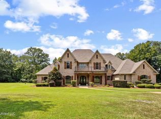209 Sunset Cir, Madison, MS 39110