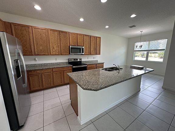 5th image of 197 Trinity Ridge Cir