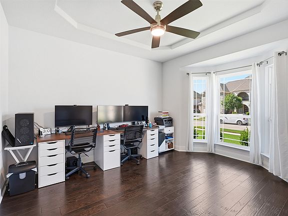 5th image of 4608 Great Plains Way