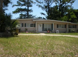 425 Fairfax Dr, Pensacola, FL 32503