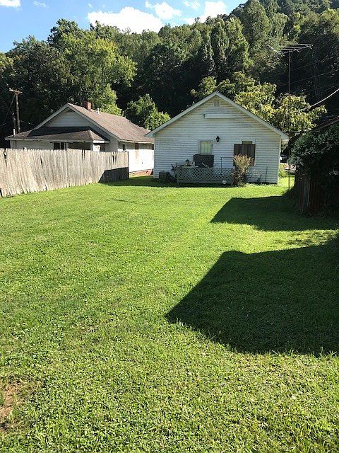 2nd image of 470 Dry Run Rd