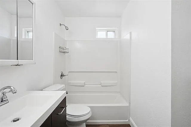 512 Arnold Ave — Photo 10