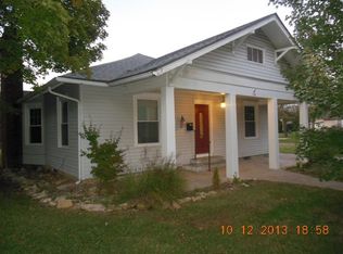 724 E 5th St, Cherryvale, KS 67335