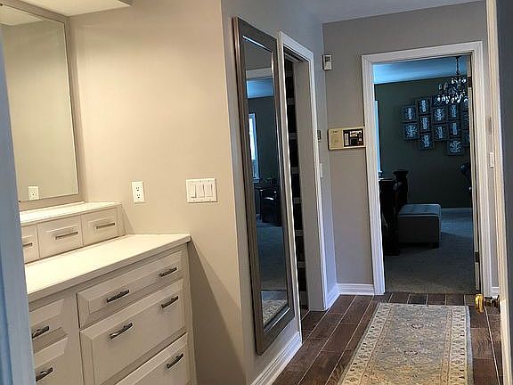 Master Bedroom/Bath