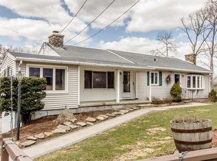 28 Dennison Ln, Southbridge, MA 01550