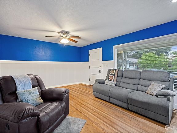 3rd image of 613 Hobson Street