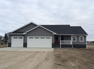 2946 5th Ave NW, Jamestown, ND 58401