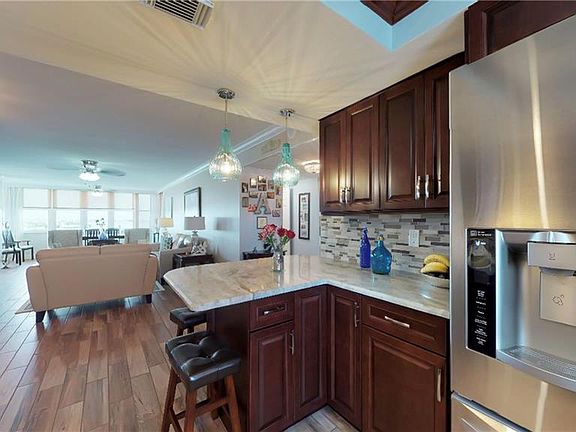 5th image of 5108 Brittany Dr S APT 601