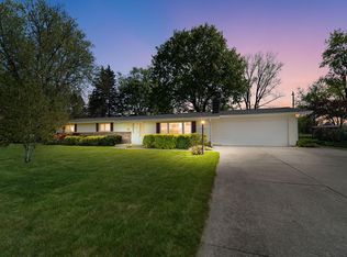 S66W13555 Saroyan Rd, Muskego, WI 53150