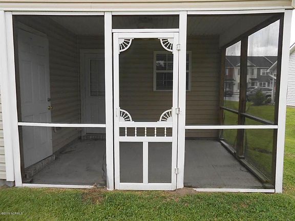 5th image of 506 Streamwood Dr