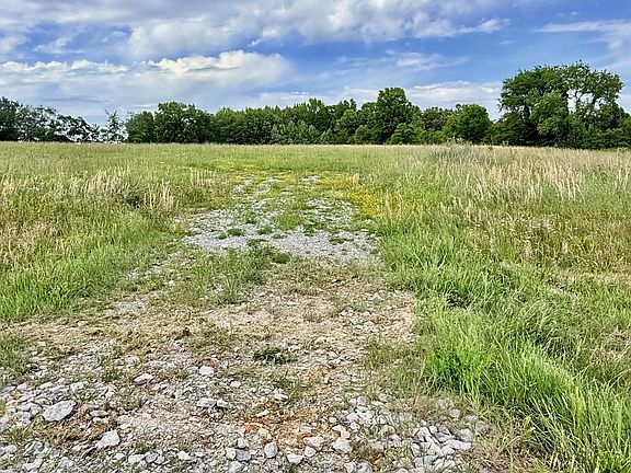 5th image of 5165 Highway 41 N