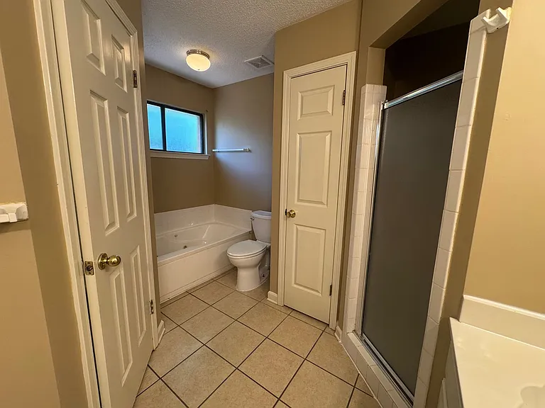 7822 Guthrie Ln — Photo 21