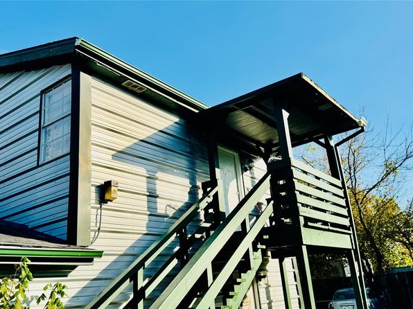 105 Clear Lake Rd APT C