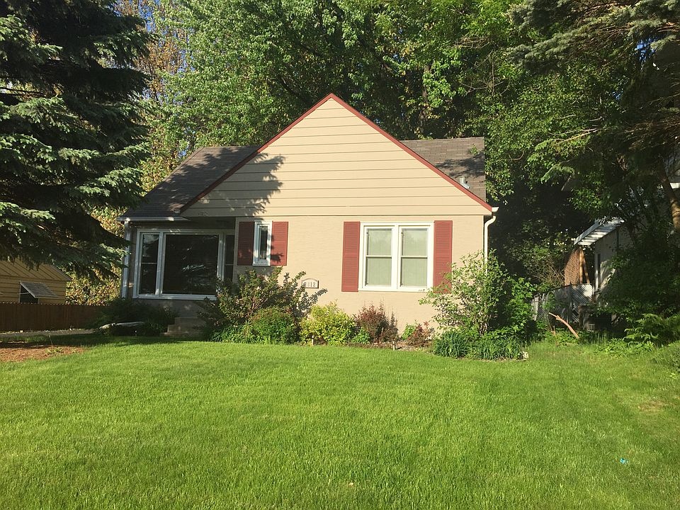 2nd image of 1812 Kennard St N