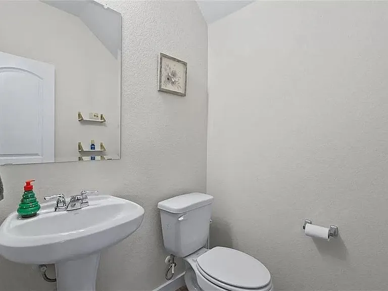 200 Duroc Dr — Photo 18