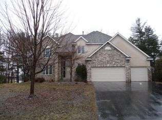 10193 Bridgewater Cir, Woodbury, MN 55129