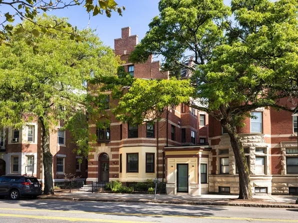 373 Harvard St Ste 1, Brookline, MA 02446