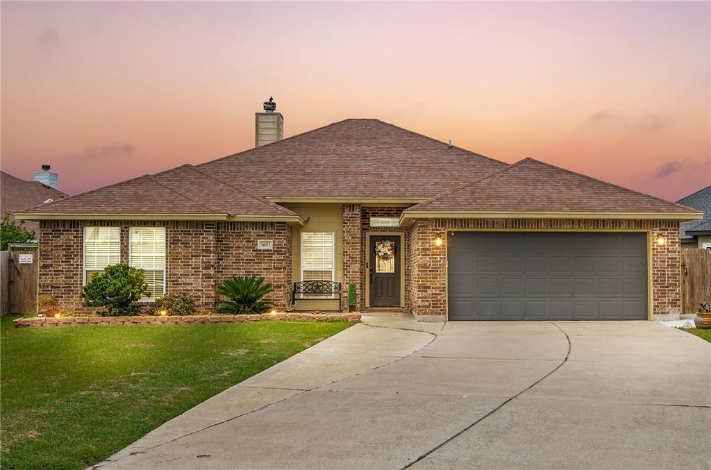 3601 Garnet Ct, Corpus Christi, TX - View 2